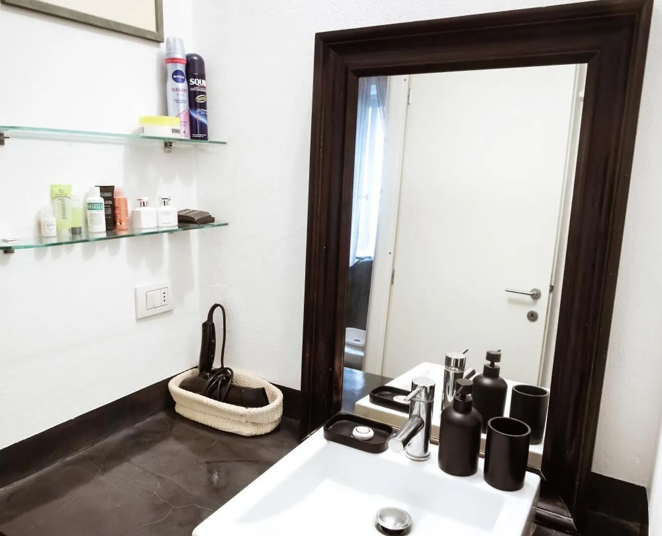 Cosy And Bright Flat In The Heart Of Porta Venezia Apartment Milan 0*,